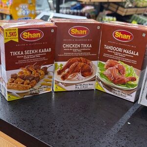 SHAN Spice Mixes Trio in Brown and Yellow Packaging
2 pcs per flavor
6 total